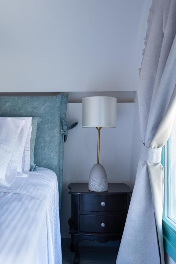 Santa Irina Luxury Sunny Lofts Hotell Perivolos  Eksteriør bilde